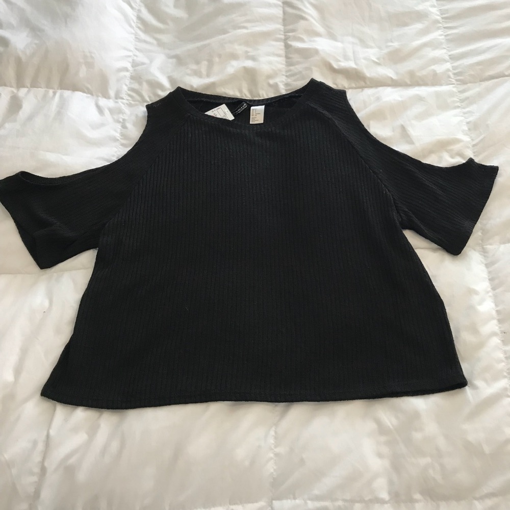 Black off-the-shoulder shirt